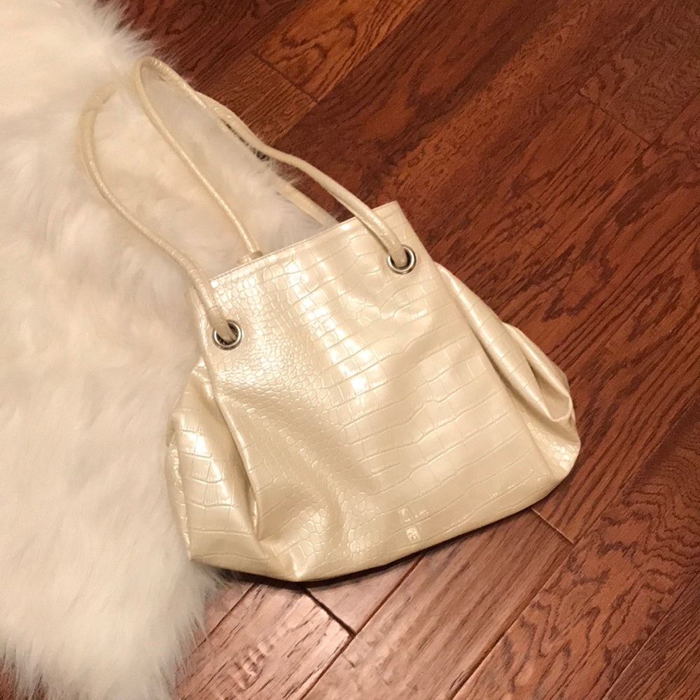 Winter white beautiful purse.